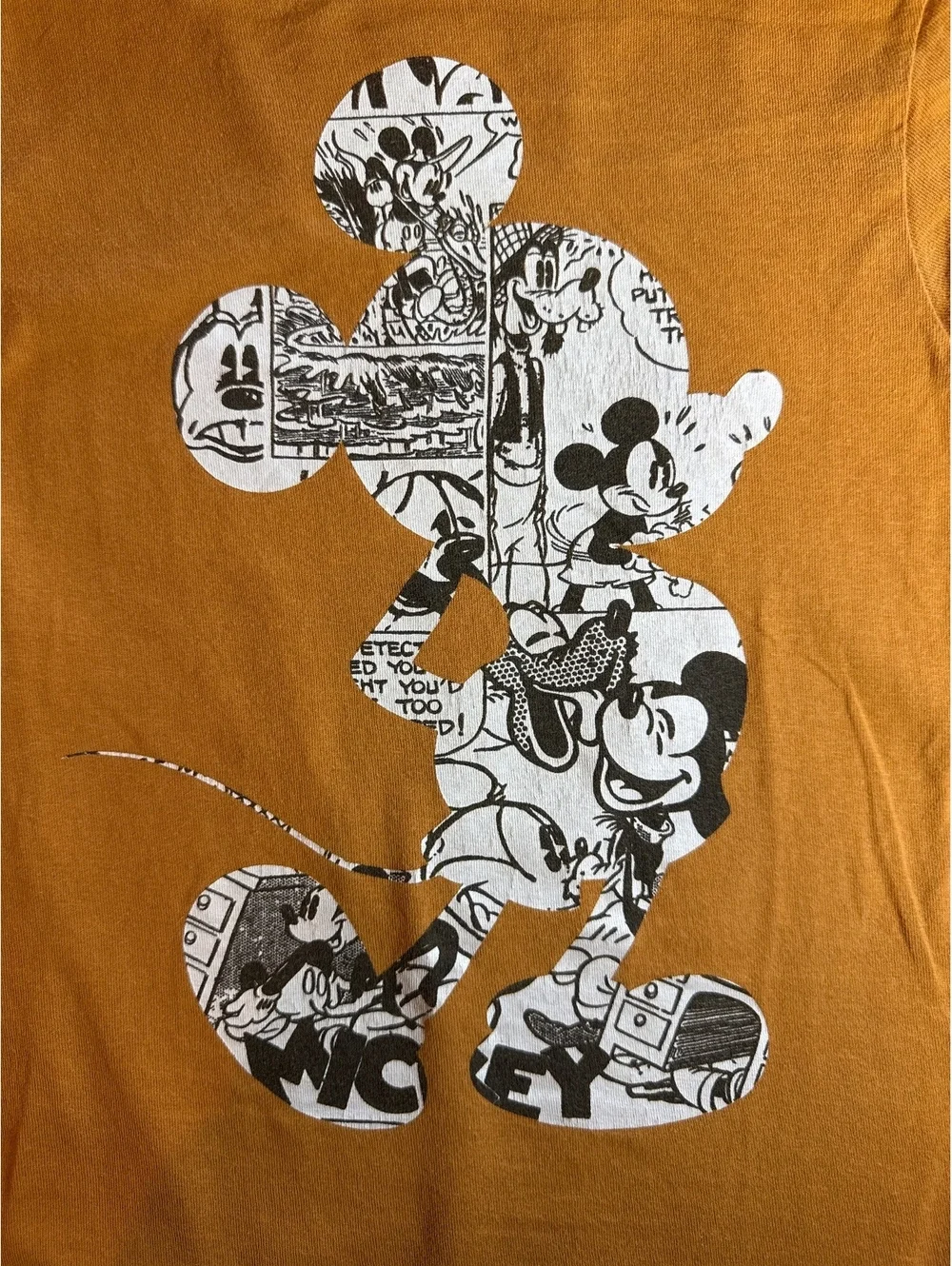 Disney Mickey & Friends Boys Orange Graphic T-Shirt Size Small (Fits Approx. 8T)